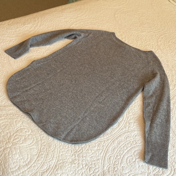 Halogen Cashmere Wool Blend Long Tunic Sweater Women’s Small Soft Gray Relaxed - Picture 14 of 17